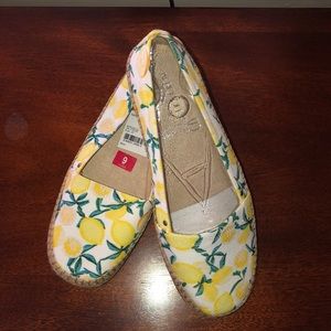 Never worn aerosoles